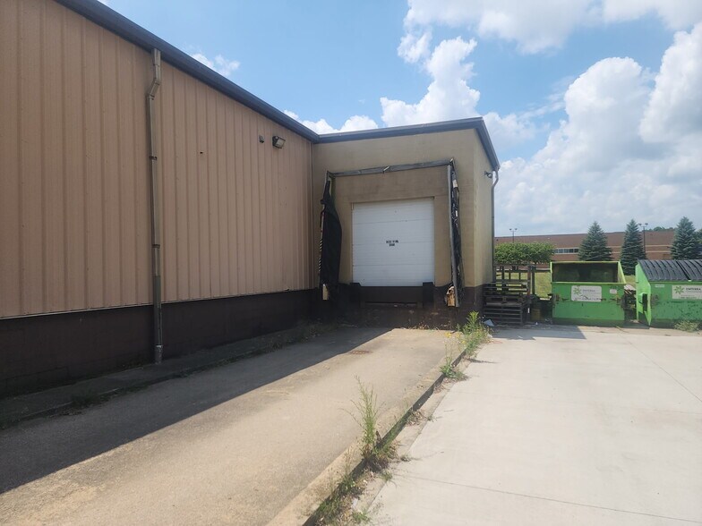 1400 Tittabawassee Rd, Saginaw, MI à vendre - Photo de l’immeuble – Image 3 sur 12