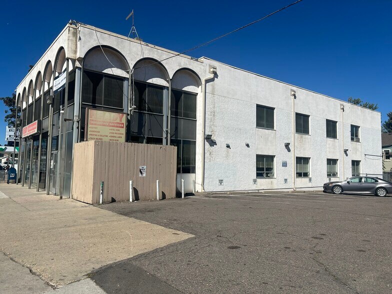 1915 E Colfax Ave, Denver, CO à vendre - Photo principale – Image 1 sur 49