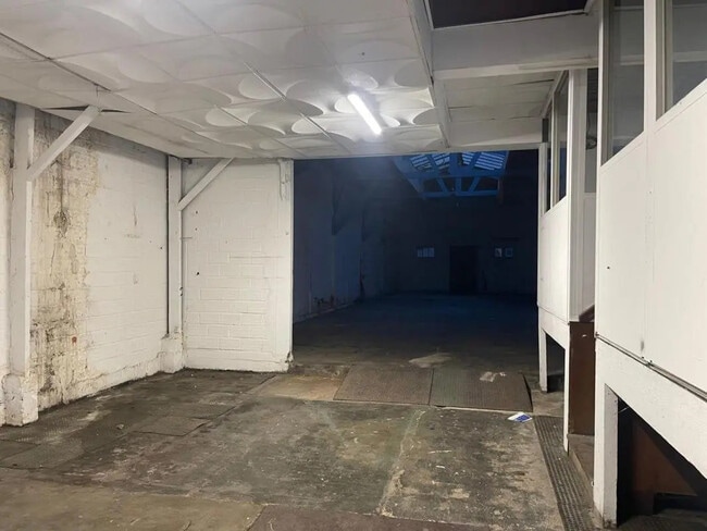 Plus de détails pour Industriel/Logistique à louer