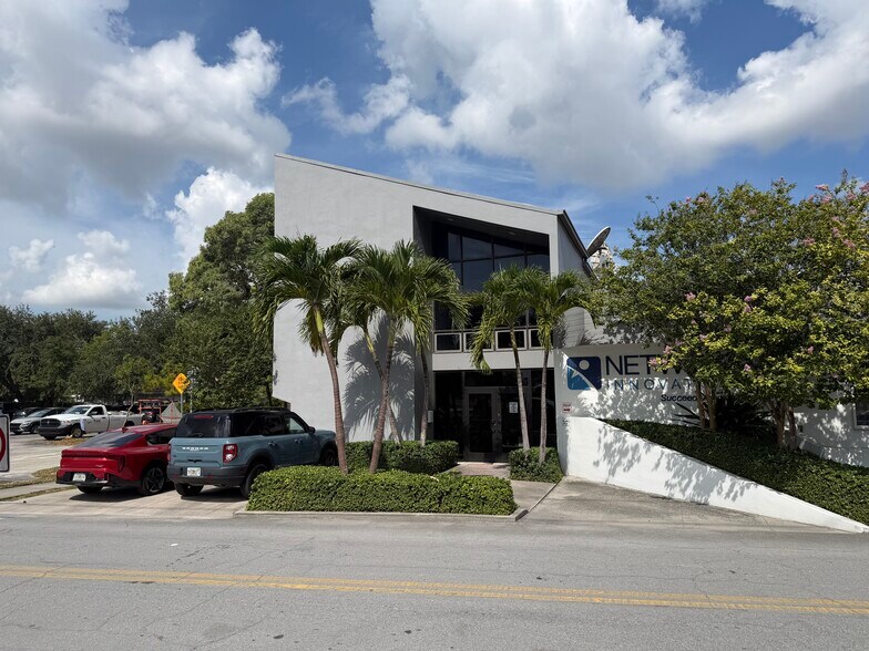2115-2145 SW 2nd Ave, Fort Lauderdale, FL à vendre - Photo de l’immeuble – Image 2 sur 14