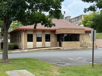 Plus de détails pour 182 N Main St, Bristol, CT - Local commercial à vendre