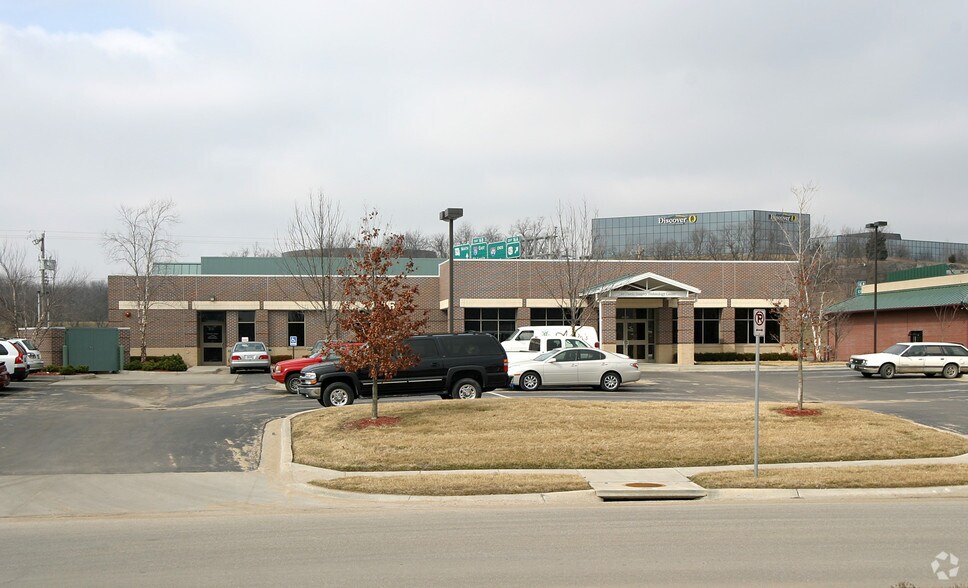4820 S Arrowhead Dr, Independence, MO à louer - Photo de l’immeuble – Image 3 sur 23