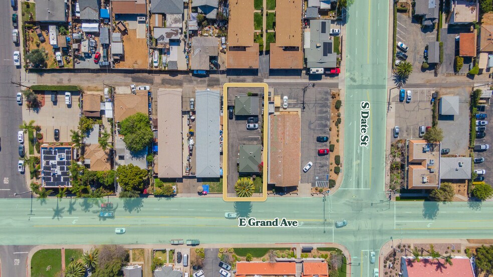 919 E Grand Ave, Escondido, CA à vendre - Photo de l’immeuble – Image 3 sur 19