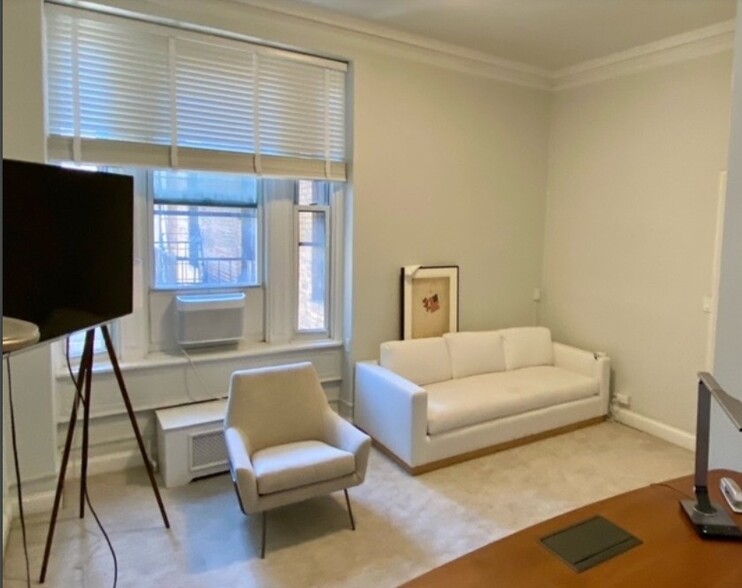 1155 Park Ave, New York, NY à vendre - Photo intérieure – Image 2 sur 6