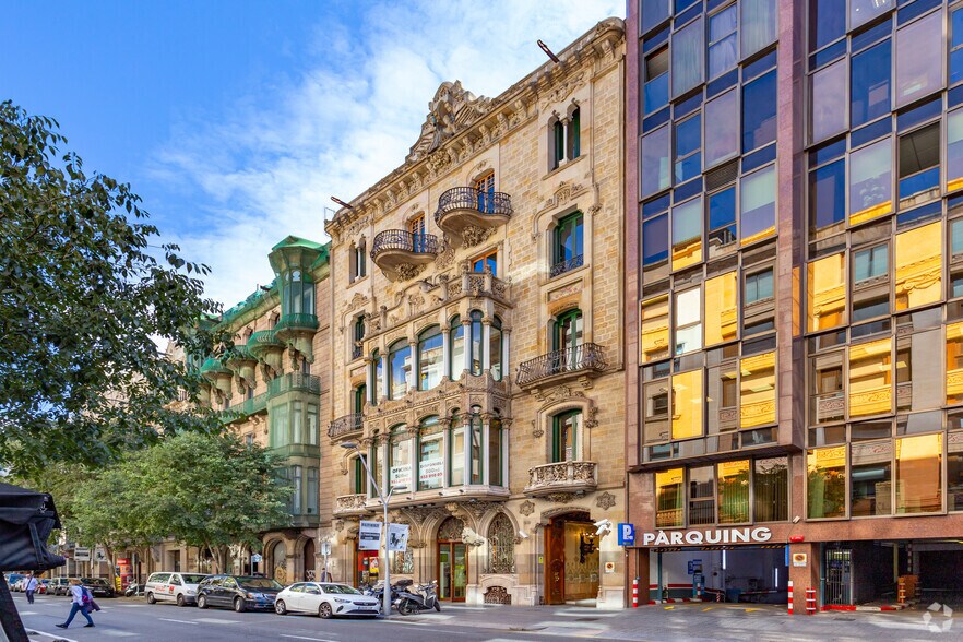 Carrer de la Diputació, 246, Barcelone, Barcelona à louer - Photo principale – Image 1 sur 5