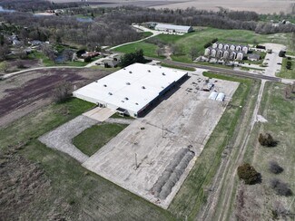 Plus de détails pour 888 S Lake Storey Rd, Galesburg, IL - Industriel/Logistique à louer