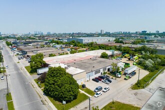 77 Rivalda Rd, Toronto, ON - Vue aérienne vue de carte - Image1