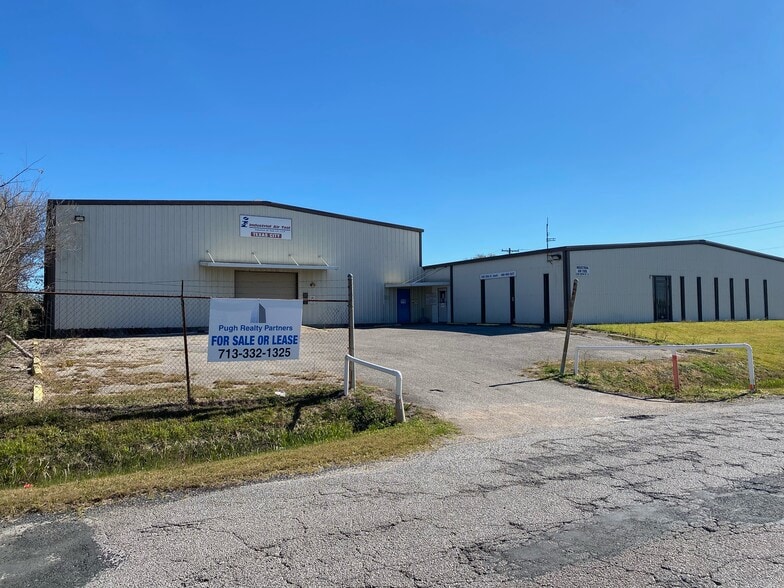 2828 3rd Ave South, Texas City, TX à louer - Photo principale – Image 1 sur 12