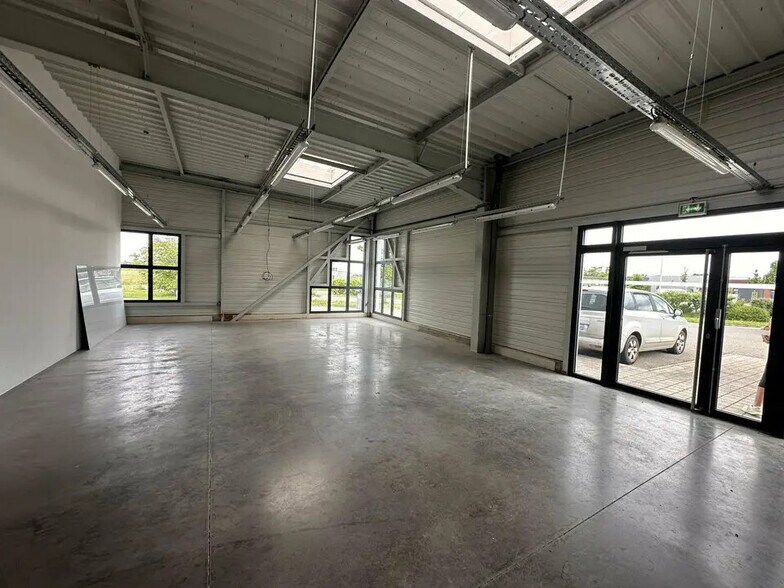 Local commercial dans Marckolsheim à louer - Photo de l’immeuble – Image 3 sur 6
