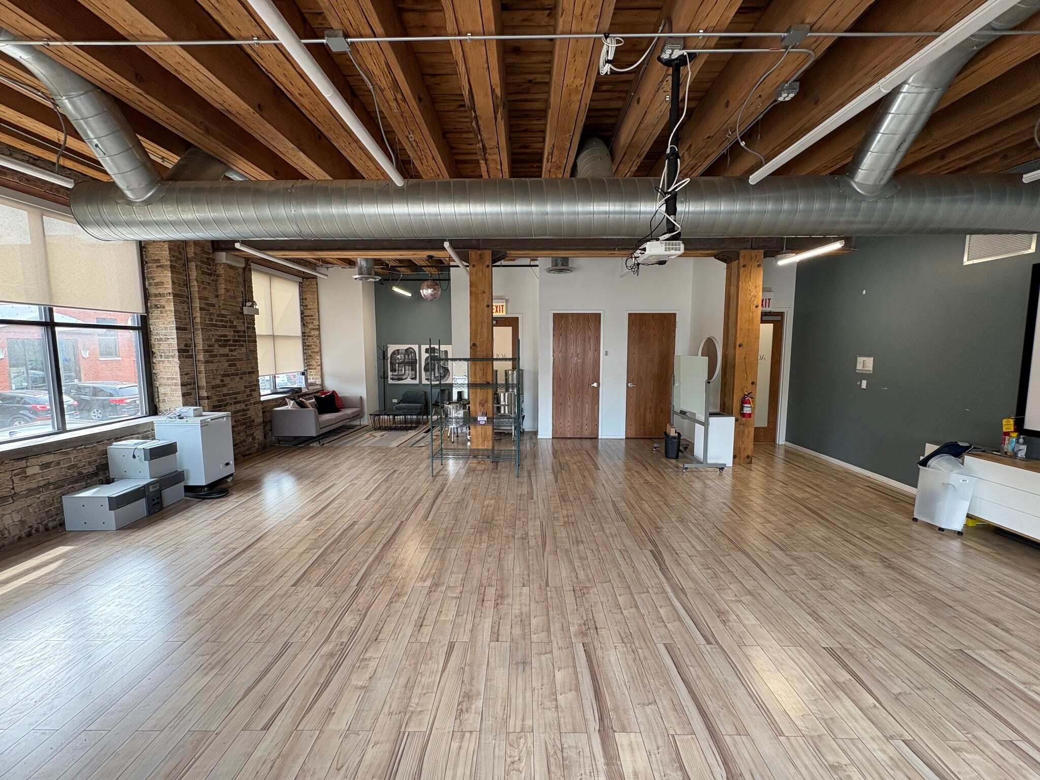 1500 W Carroll Ave, Chicago, IL à louer Photo intérieure– Image 1 sur 8