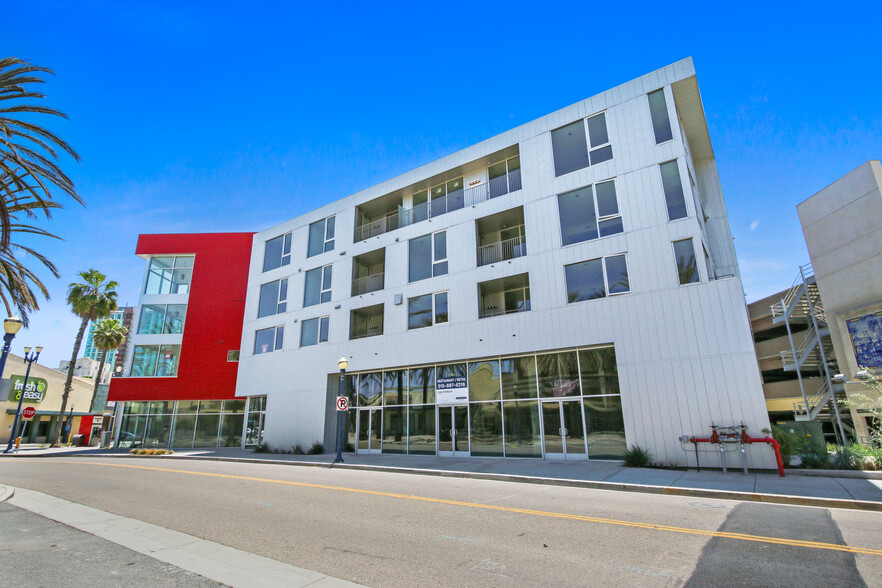 495 N Promenade, Long Beach, CA à louer - Photo de l’immeuble – Image 2 sur 28