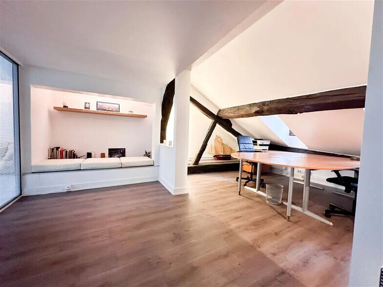 Bureau dans Paris à louer - Photo de l’immeuble – Image 2 sur 6