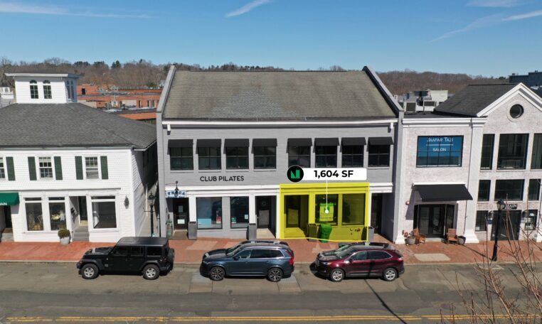 70 Main St, New Canaan, CT à louer - Photo de l’immeuble – Image 1 sur 6