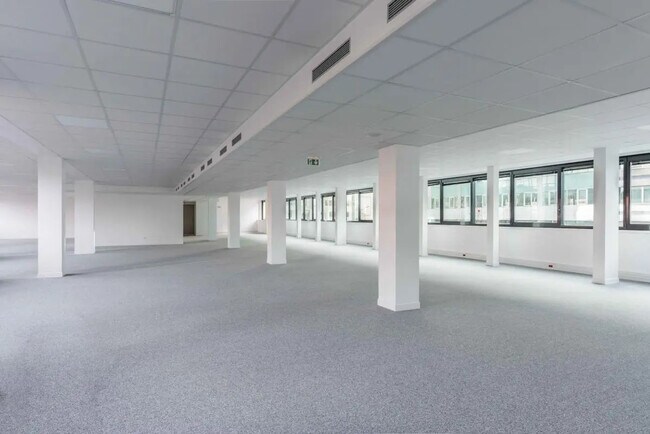 Plus de détails pour Bureau à louer