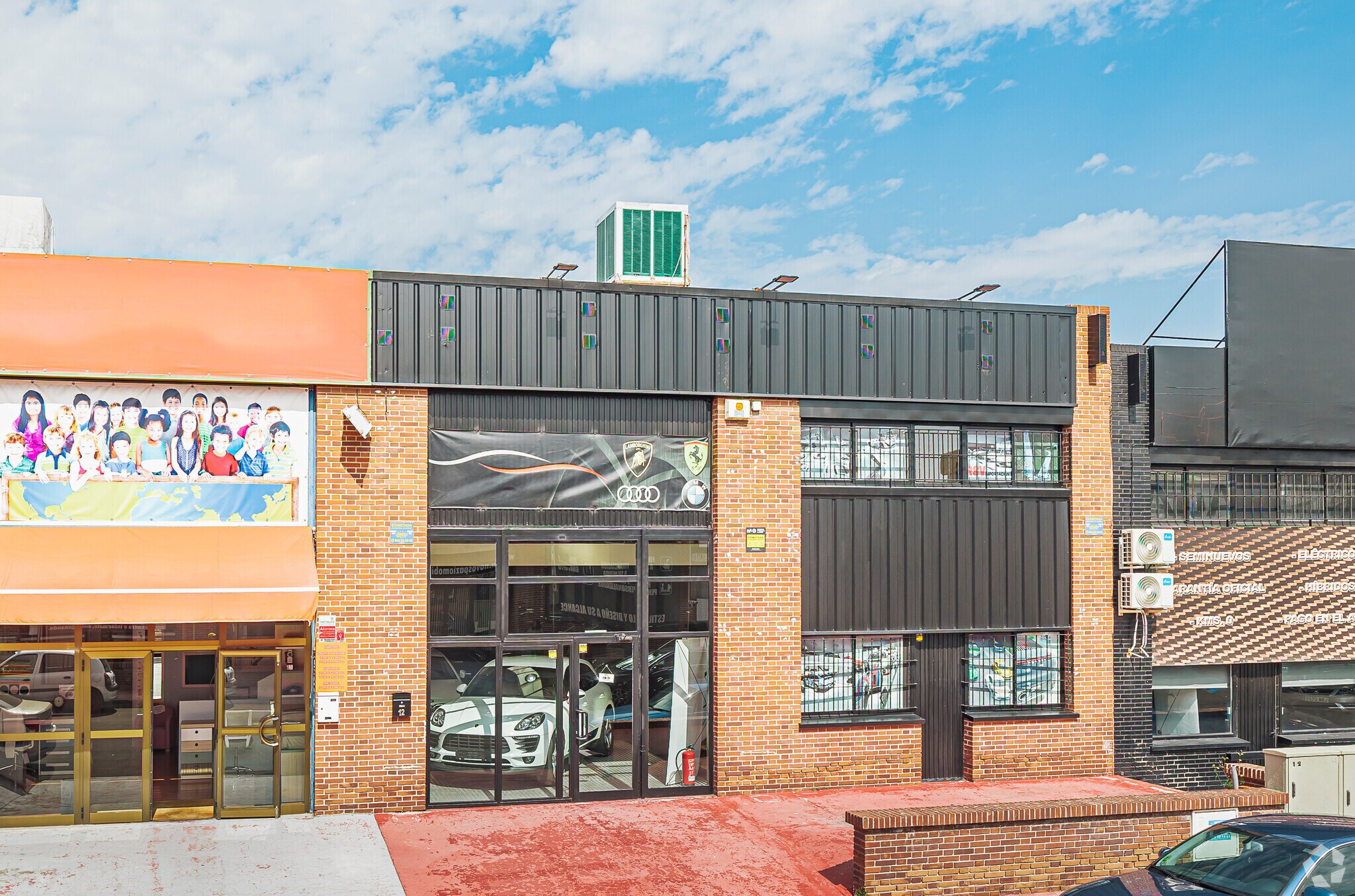 Industriel/Logistique dans Arganda del Rey, Madrid à vendre Photo principale– Image 1 sur 5