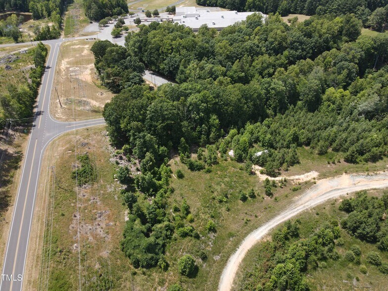 385 Memorial Dr, Roxboro, NC à vendre - Aérien – Image 3 sur 8
