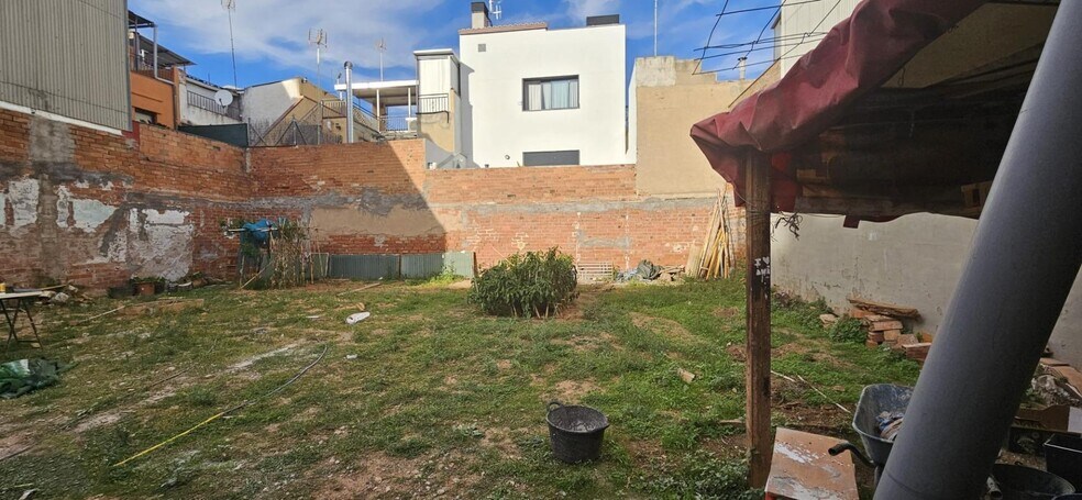 Terrain dans Sabadell, Barcelona à vendre - Photo de l’immeuble – Image 3 sur 3