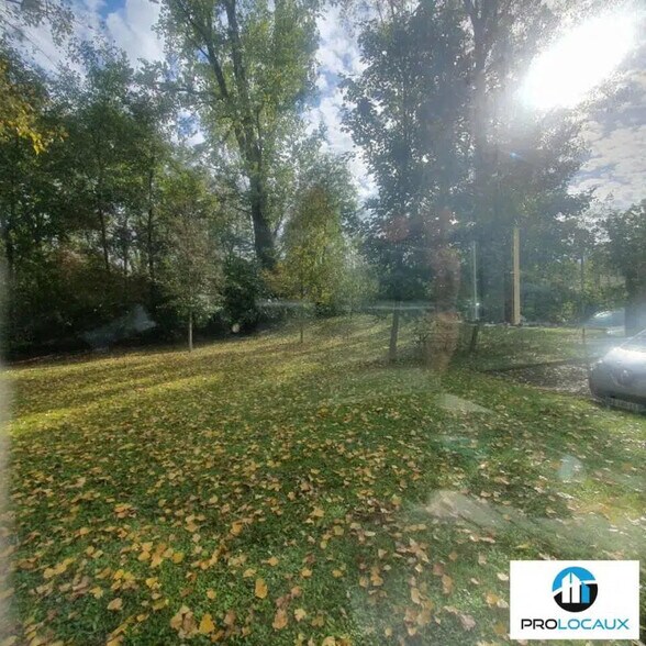 Bureau dans Meylan à louer - Photo de l’immeuble – Image 3 sur 12