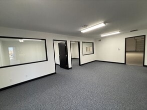 2730 Monterey St, Torrance, CA à louer Photo intérieure– Image 2 sur 3