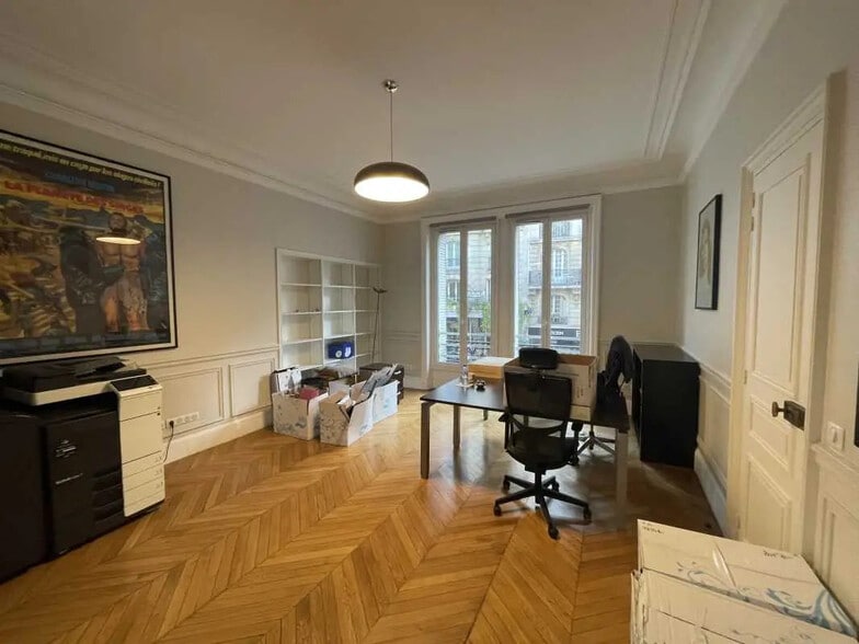 5 Rue Du Renard, Paris à louer - Photo de l’immeuble – Image 3 sur 5