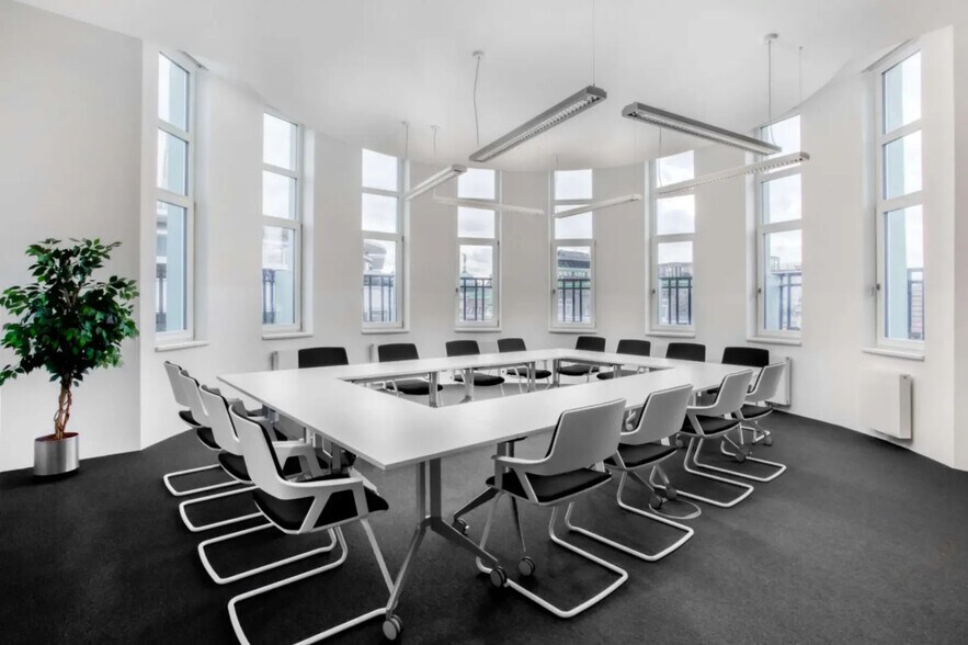 Bureau dans Nice à louer - Photo de l’immeuble – Image 1 sur 10