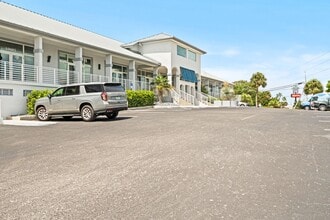 10095 Overseas Hwy, Marathon, FL à louer Photo intérieure– Image 2 sur 59