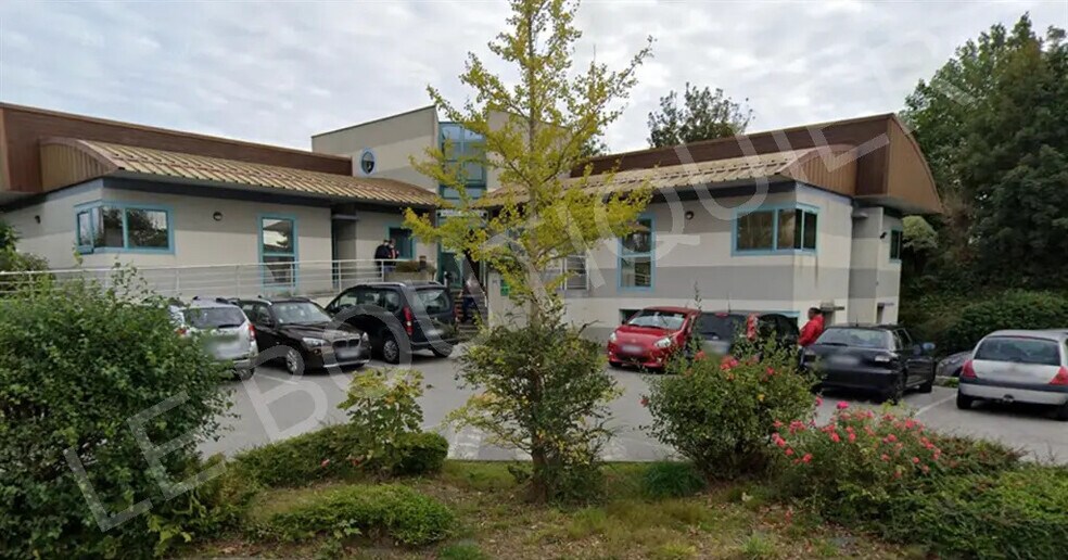 Local commercial dans Guilers à vendre - Photo de l’immeuble – Image 1 sur 3