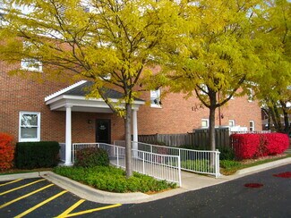 Plus de détails pour 422 N Northwest Hwy, Park Ridge, IL - Bureau à louer