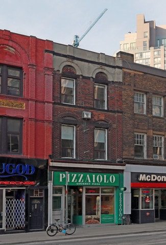 Plus de détails pour 550 Yonge St, Toronto, ON - Bureau à louer