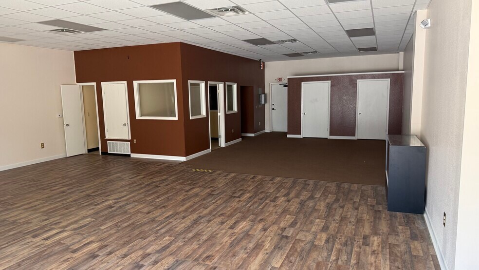 2904 E Stan Schlueter Loop, Killeen, TX à louer - Photo de l’immeuble – Image 2 sur 9