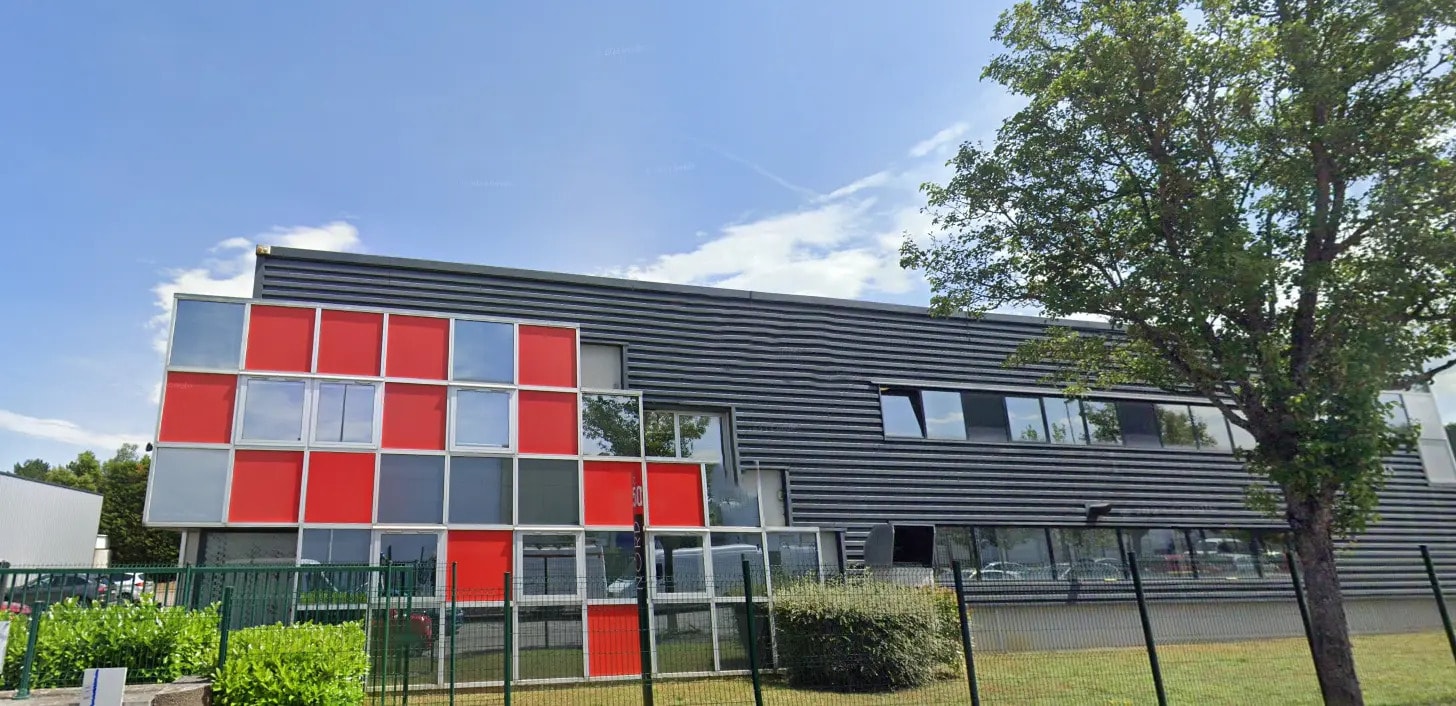 250 Rue Hélène Boucher, Rillieux-la-Pape à vendre Photo de l’immeuble– Image 1 sur 7