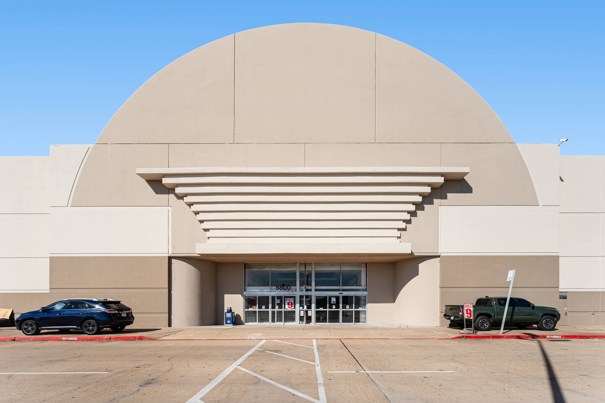8800 W Sam Houston Pky S, Houston, TX à louer Photo intérieure– Image 1 sur 19