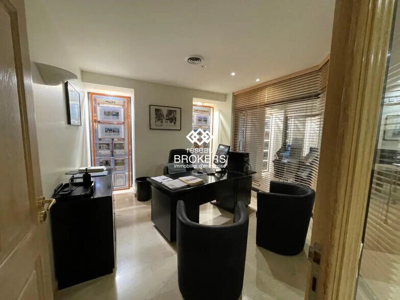 Local commercial dans Nice à louer - Photo intérieure – Image 2 sur 12