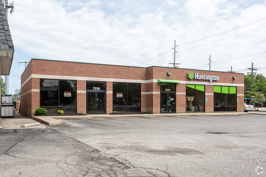 7339-7341 Lakeshore Blvd, Mentor, OH à louer - Photo de l’immeuble – Image 2 sur 2