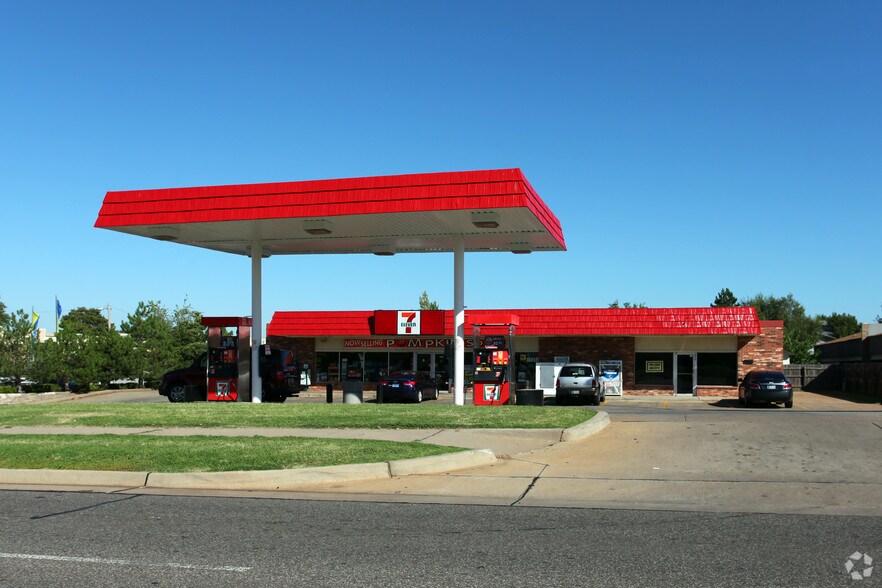 6015-6017 NW 63rd St, Oklahoma City, OK à louer - Photo de l’immeuble – Image 3 sur 4