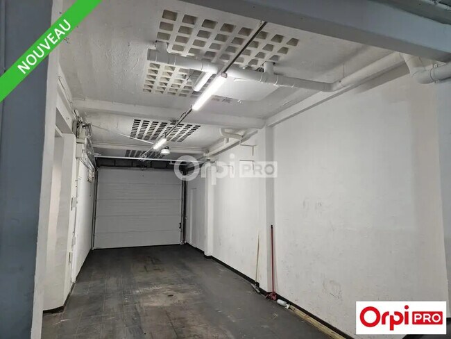 Plus de détails pour Bureau, Local d'activités à louer