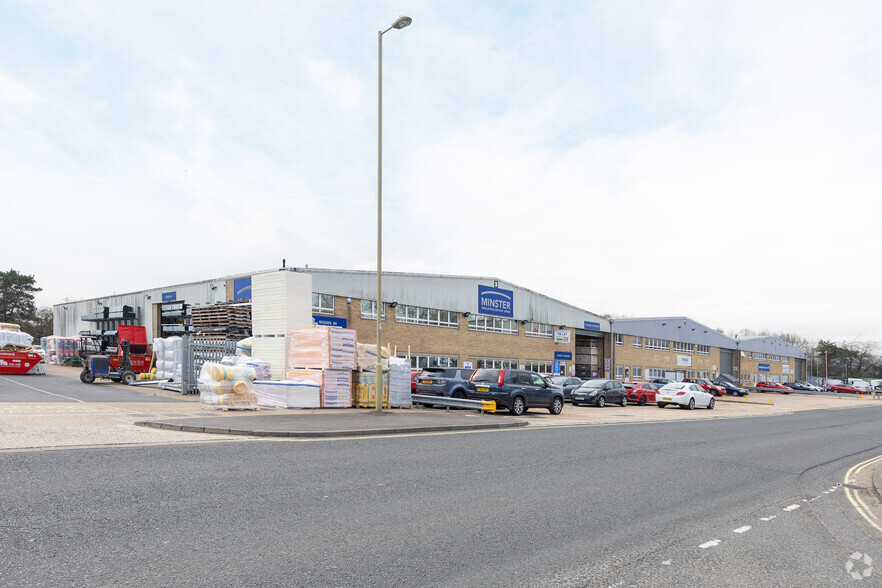 Mauretania Rd, Nursling à louer - Photo de l’immeuble – Image 2 sur 3