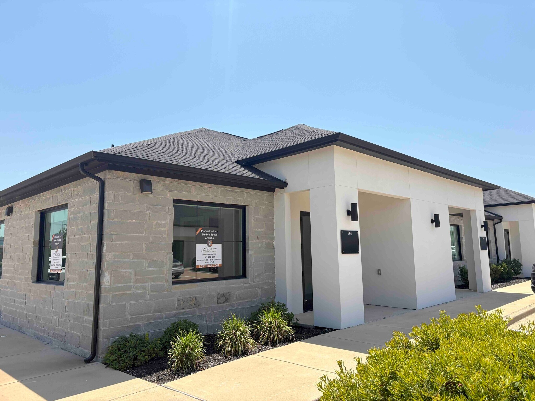 2001 Auburn Hills Pky, McKinney, TX à louer Photo de l’immeuble– Image 1 sur 3