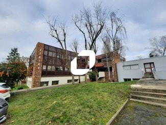 Plus de détails pour Bureau, Local d'activités à louer