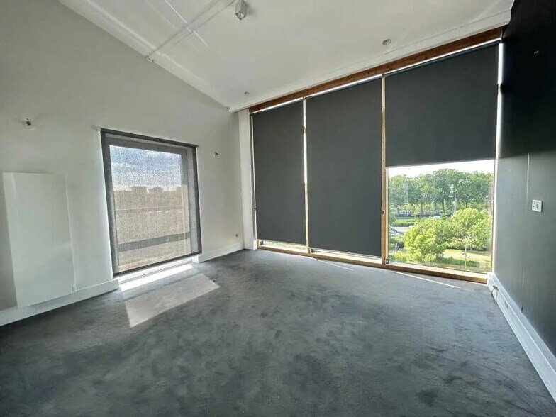 107 Allée Francois Mitterrand, Rouen à louer - Photo de l’immeuble – Image 3 sur 18