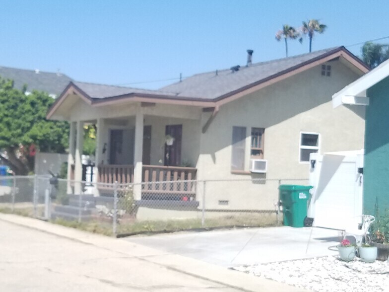 1345 Termino Ave, Long Beach, CA à vendre - Photo de l’immeuble – Image 3 sur 10