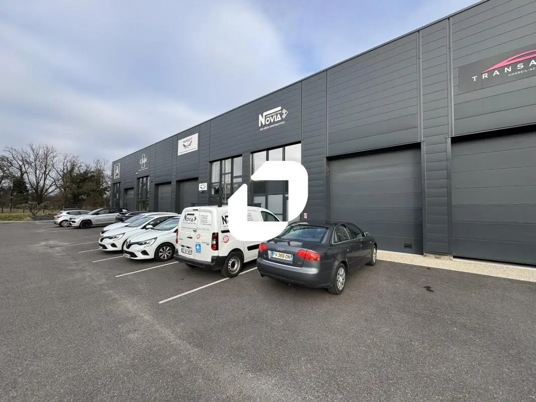 12 Rue De La Pierre Bleue, Chaponost à louer Photo de l’immeuble– Image 1 sur 13