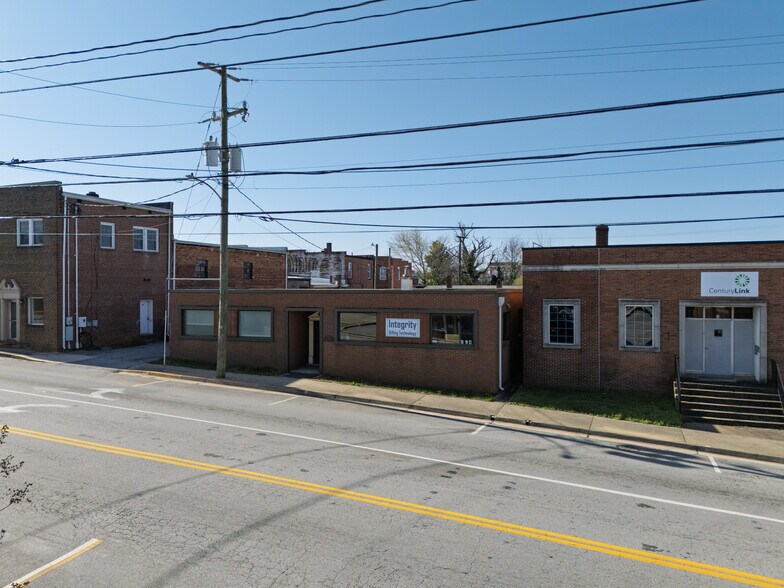 109 W Atlantic St, South Hill, VA à vendre - Photo de l’immeuble – Image 3 sur 91