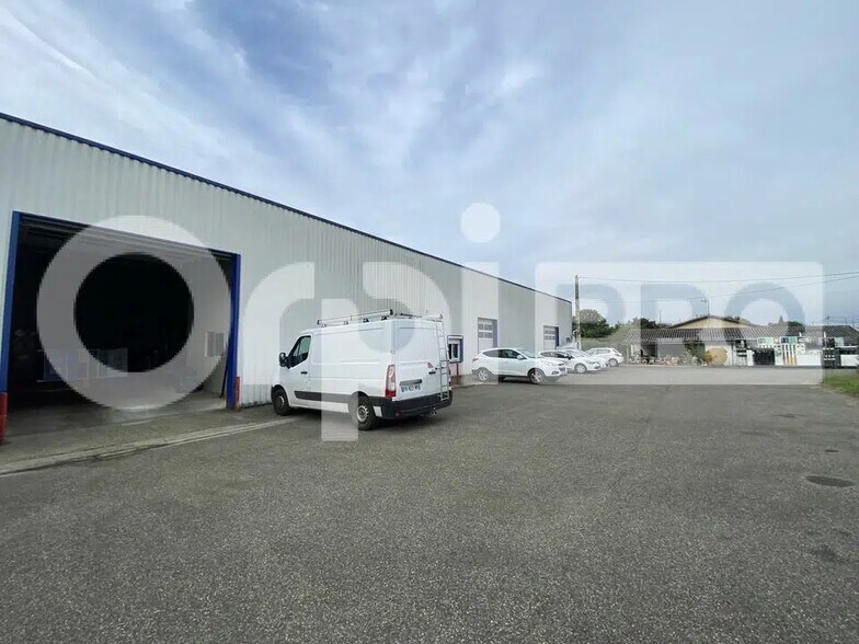 Local d'activités dans Albias à vendre - Photo de l’immeuble – Image 3 sur 6
