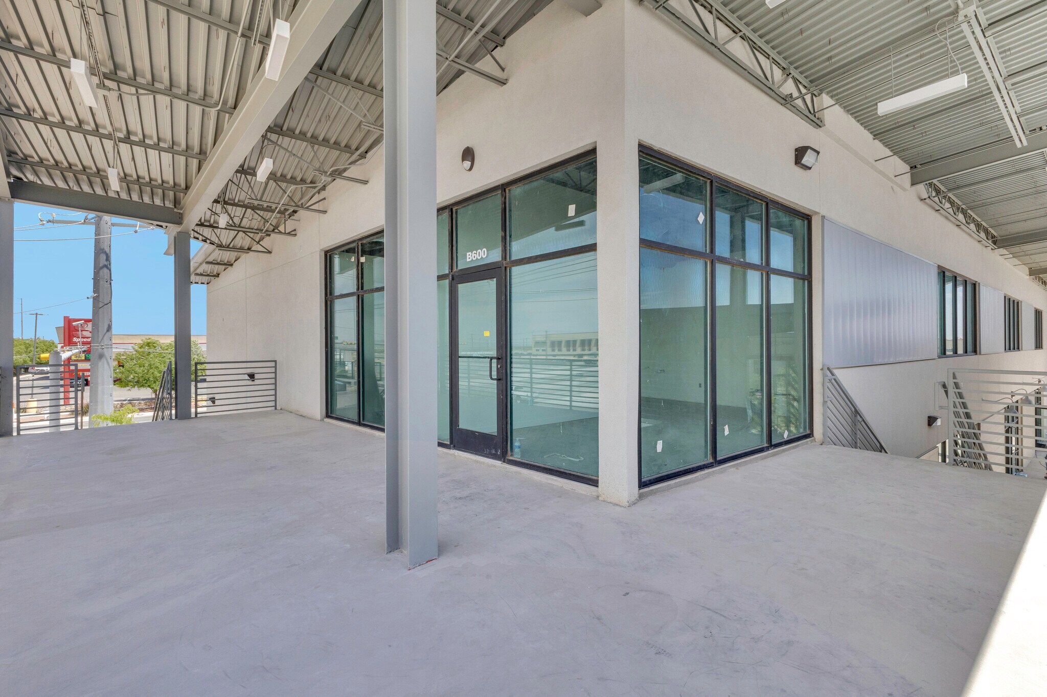 11680 Montana Ave, El Paso, TX à louer Photo intérieure– Image 1 sur 9