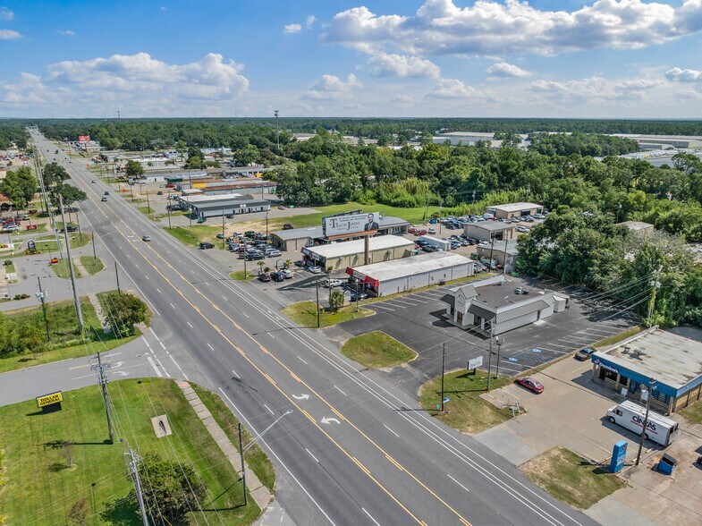 922 Saraland Blvd S, Saraland, AL à vendre - Photo de l’immeuble – Image 3 sur 29