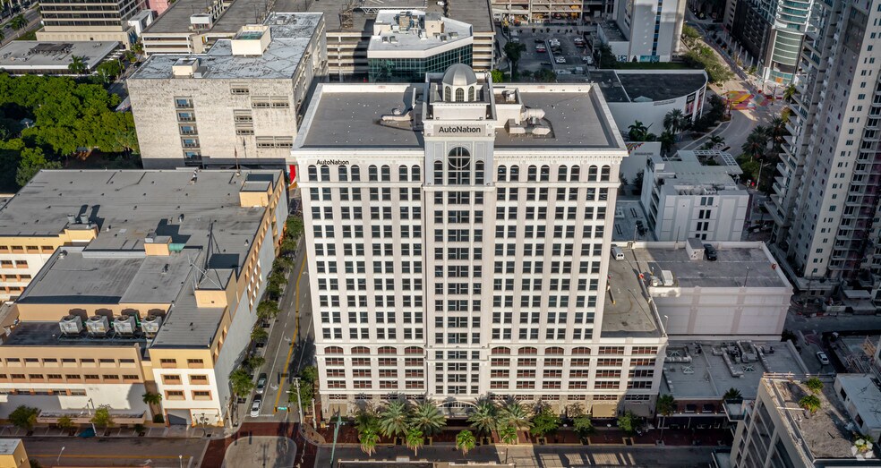 200 SW 1st Ave, Fort Lauderdale, FL à louer - Aérien – Image 2 sur 9