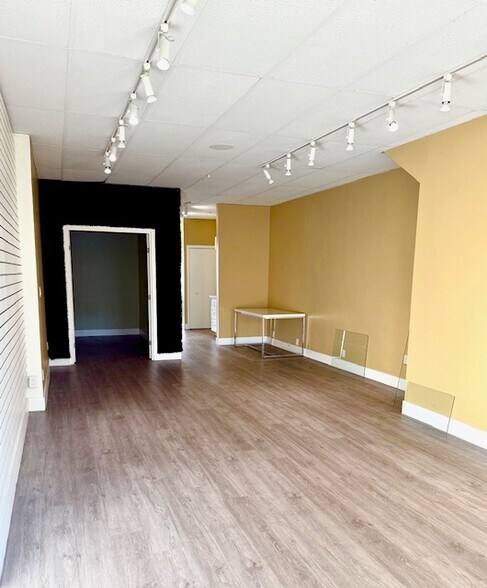 814-818 S Robertson Blvd, Beverly Hills, CA à louer - Photo de l’immeuble – Image 3 sur 4