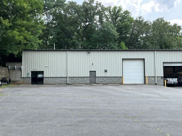 19 Baron Park Rd, Fredericksburg, VA à louer - Photo de l’immeuble – Image 3 sur 8