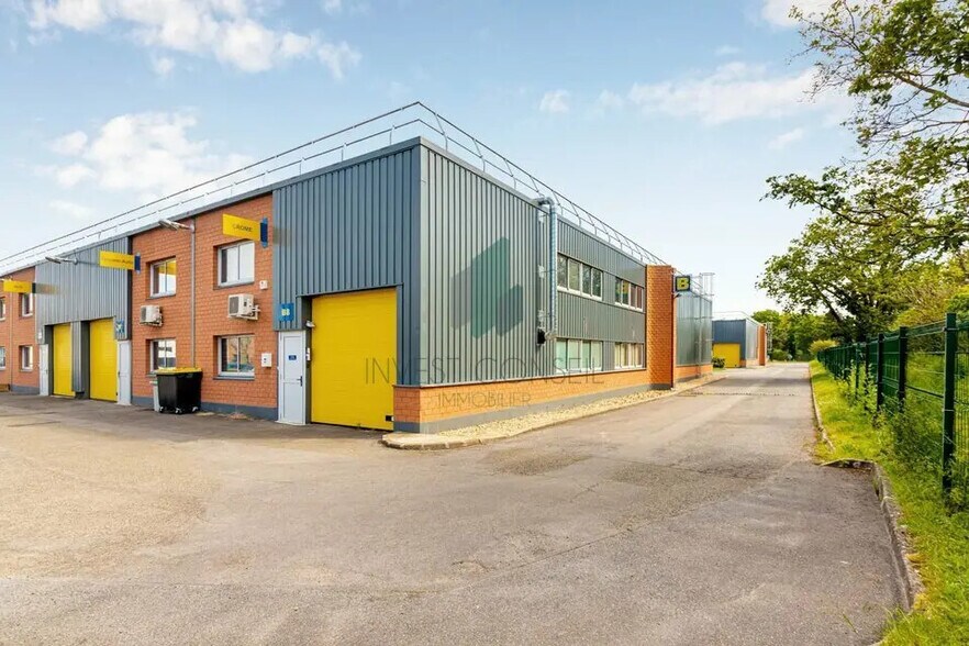 24 Avenue Des Bethunes, SAINT-OUEN-L'AUMONE à louer - Photo de l’immeuble – Image 1 sur 7